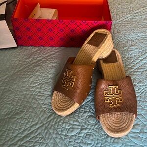 Tory Burch moose